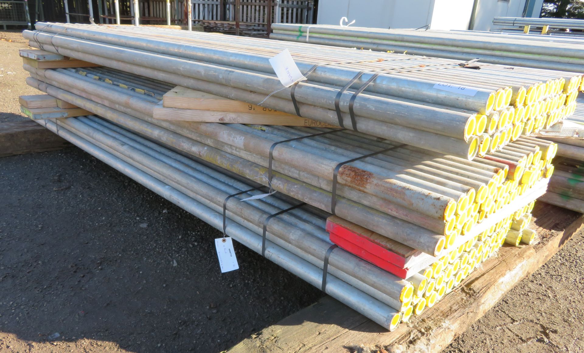 150x 8ft Galvanised Steel Scaffolding Poles 48mm Diameter x 4mm Thick. - Image 2 of 4