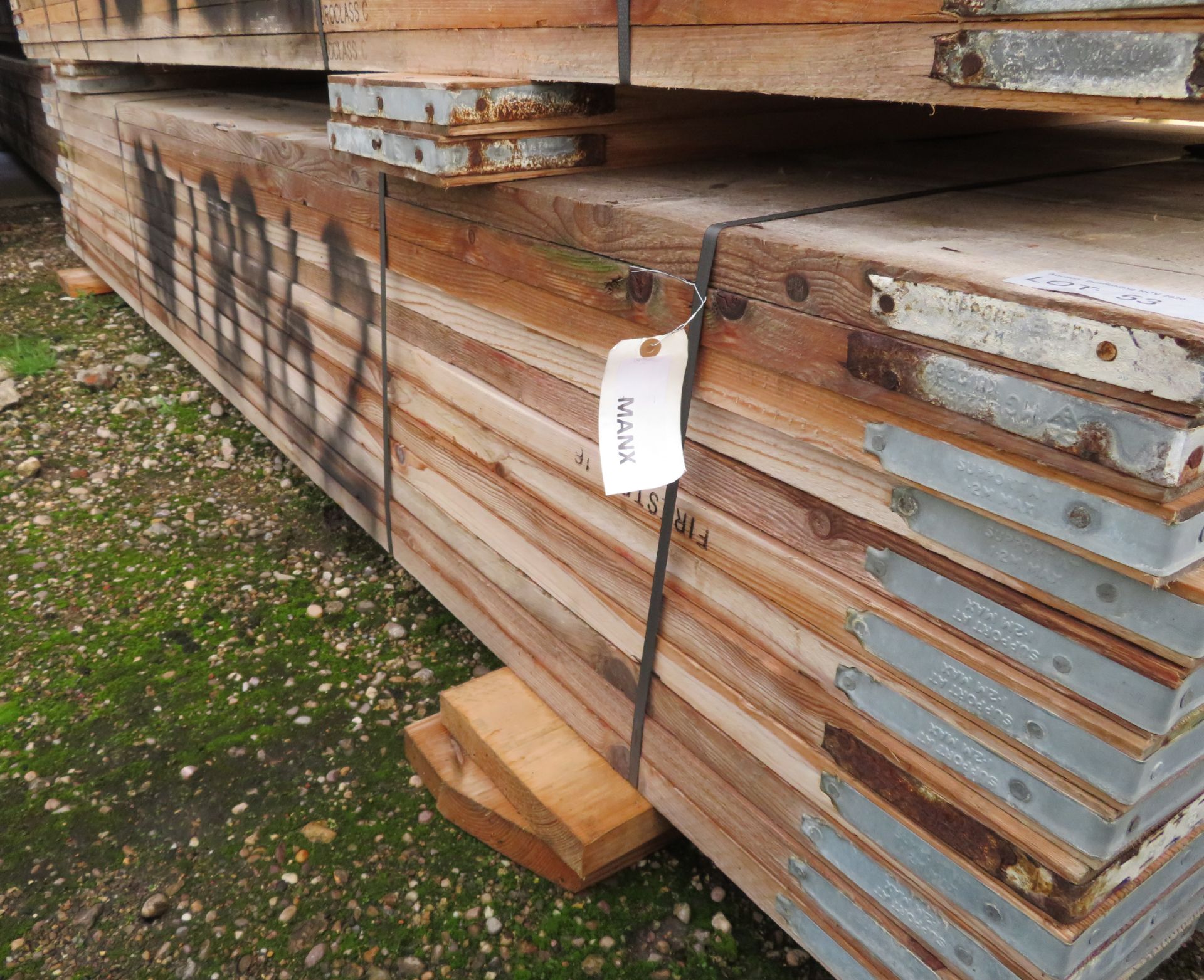 48x 10ft Wooden Scaffolding Board. Please Note There Is A £10 Loading Charge On This Lot. - Image 4 of 4