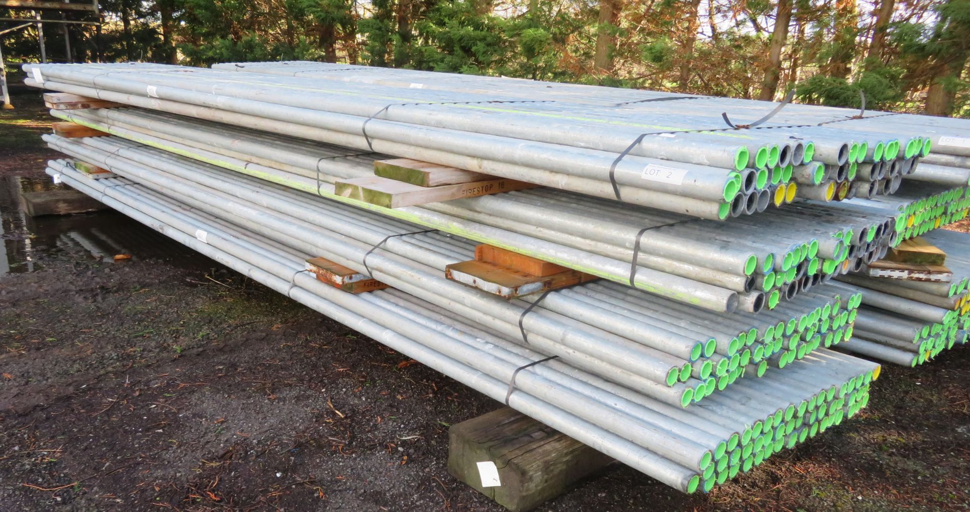 200x 16ft Galvanised Steel Scaffolding Poles 48mm Diameter x 4mm Thick. - Image 2 of 4