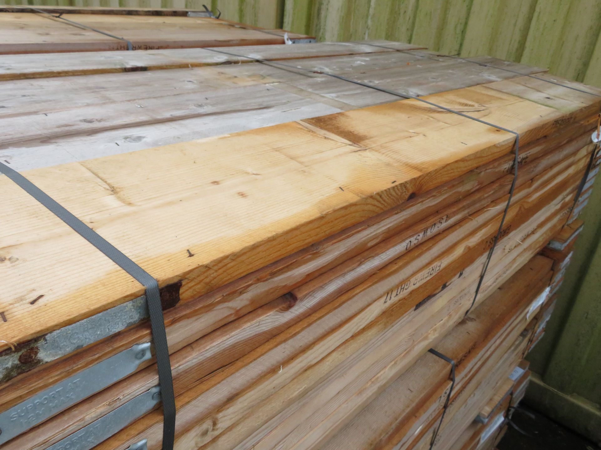 44x 6ft Wooden Scaffolding Boards. Please Note There Is A £10 Loading Charge On This Lot. - Image 4 of 4