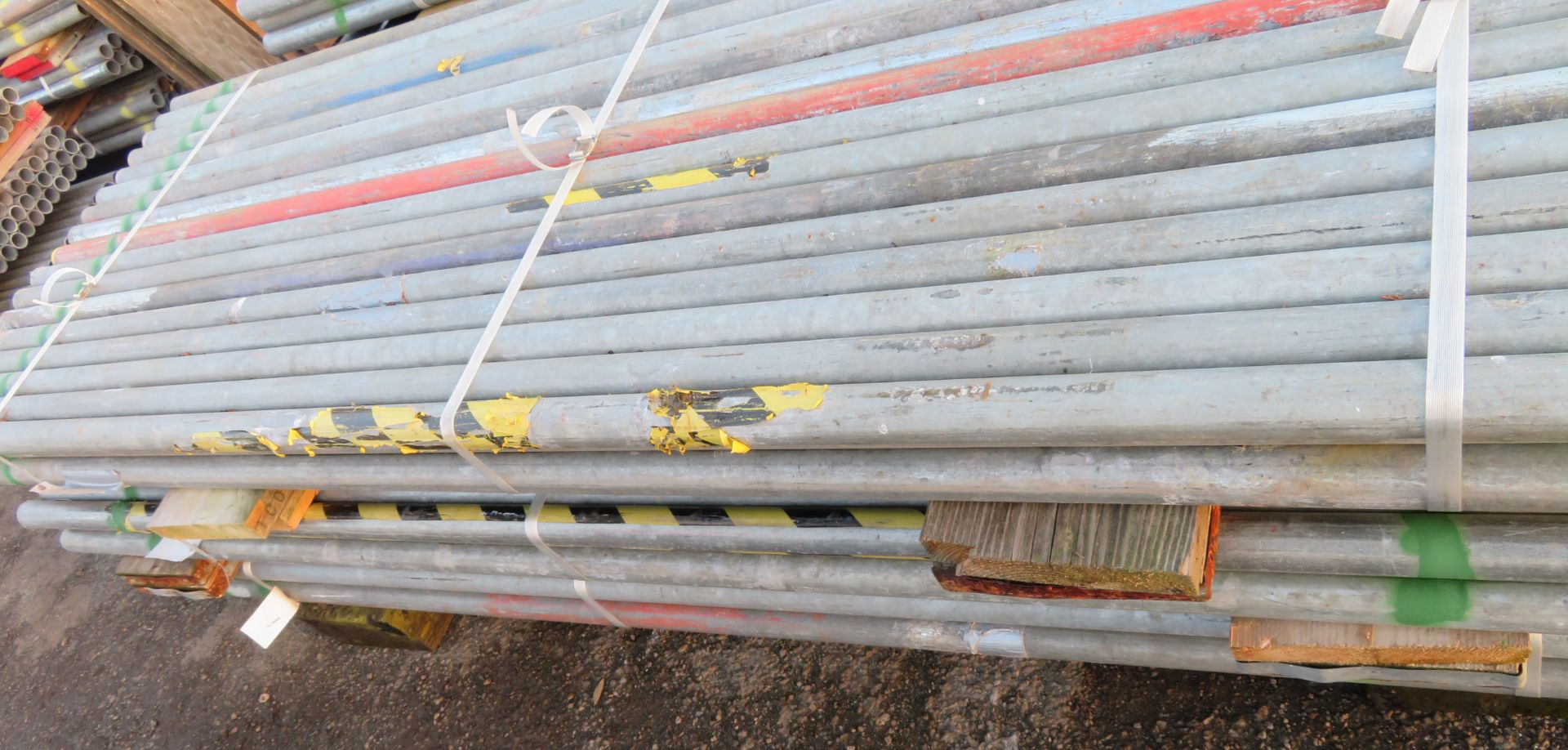 150x Various Length Galvanised Steel Scaffolding Poles. Lengths Range Between 9ft - 7.5ft. - Image 5 of 5