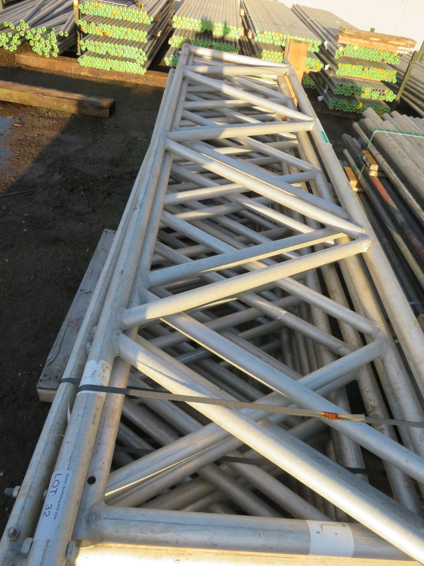 20x Layher Aluminium 3m x 0.75m Scaffolding Brace Beams. - Image 4 of 5