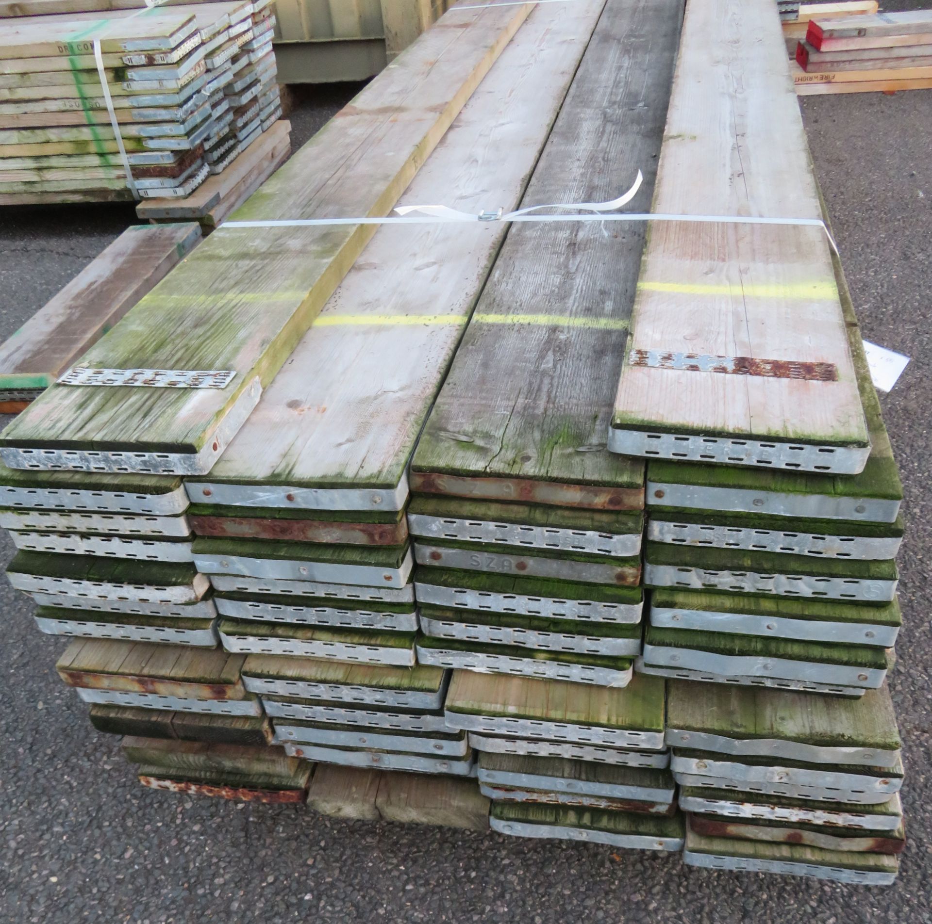 50x 10ft Wooden Scaffolding Board. - Image 4 of 5