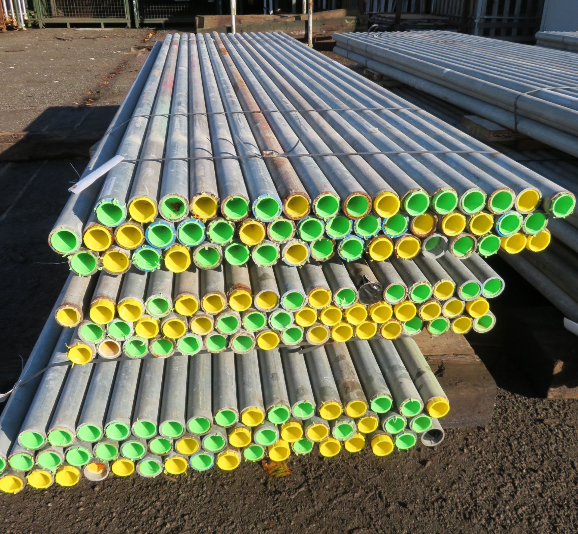 150x 10ft Galvanised Steel Scaffolding Poles 48mm Diameter x 4mm Thick. - Image 3 of 4
