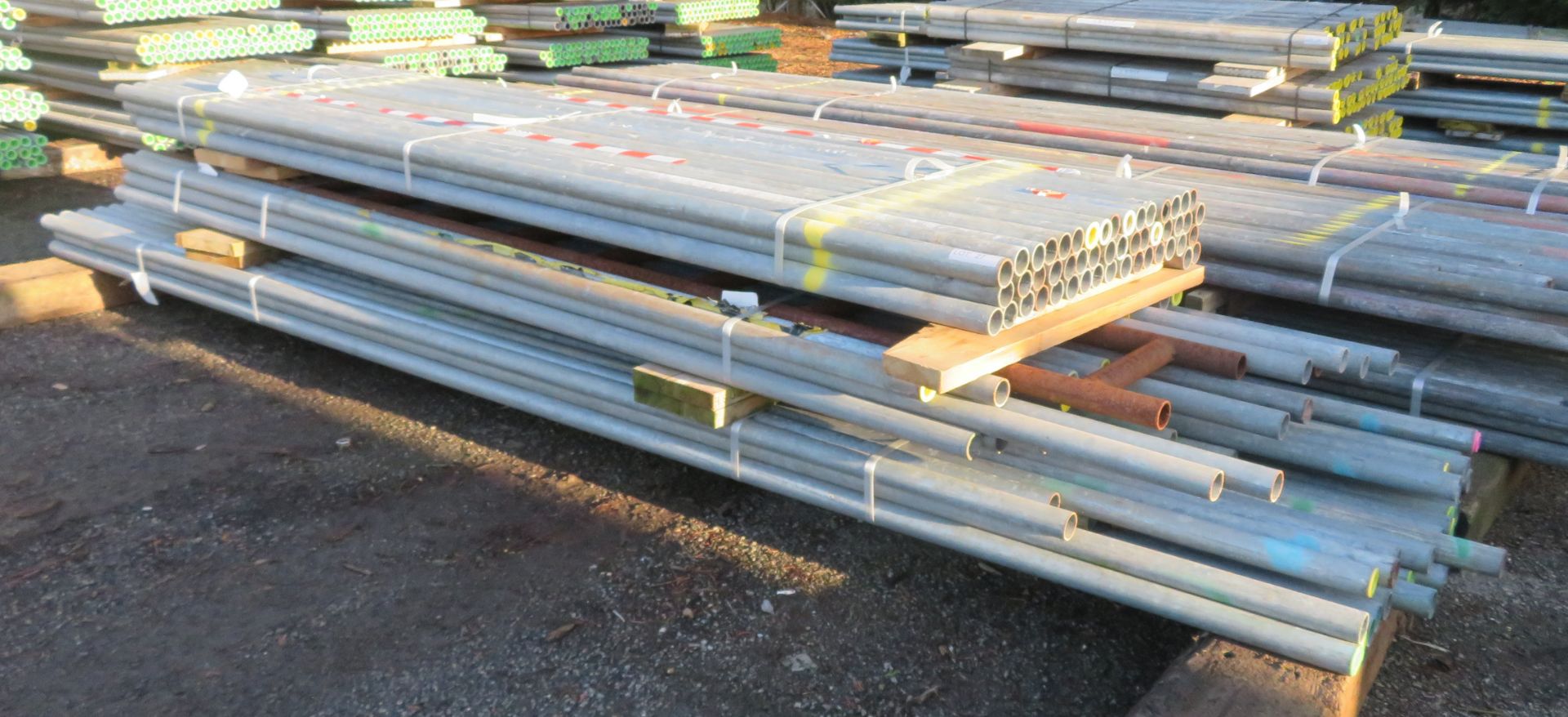 140x Various Length Galvanised Steel Scaffolding Poles. Lengths Range Between 13ft - 10ft. - Image 2 of 6