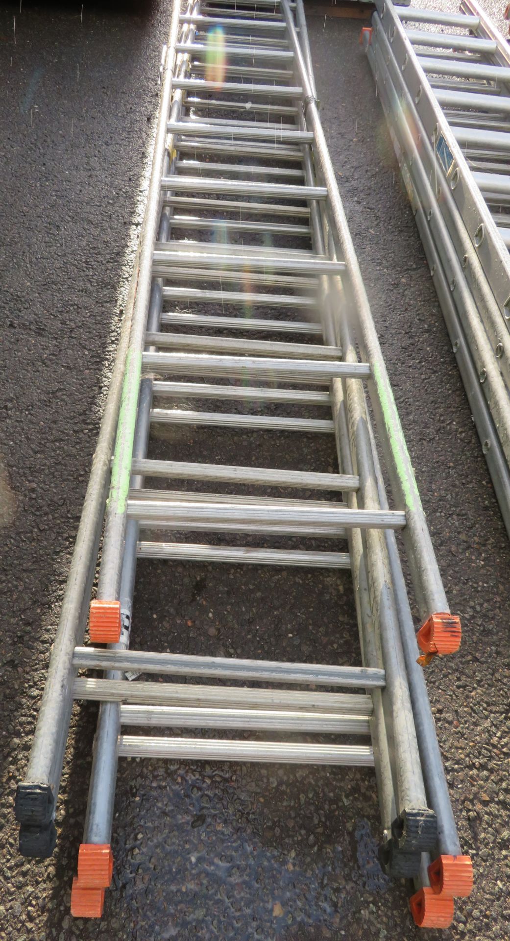 5x Aluminium 3m 10 Rung Scaffolding Ladder. - Image 4 of 4