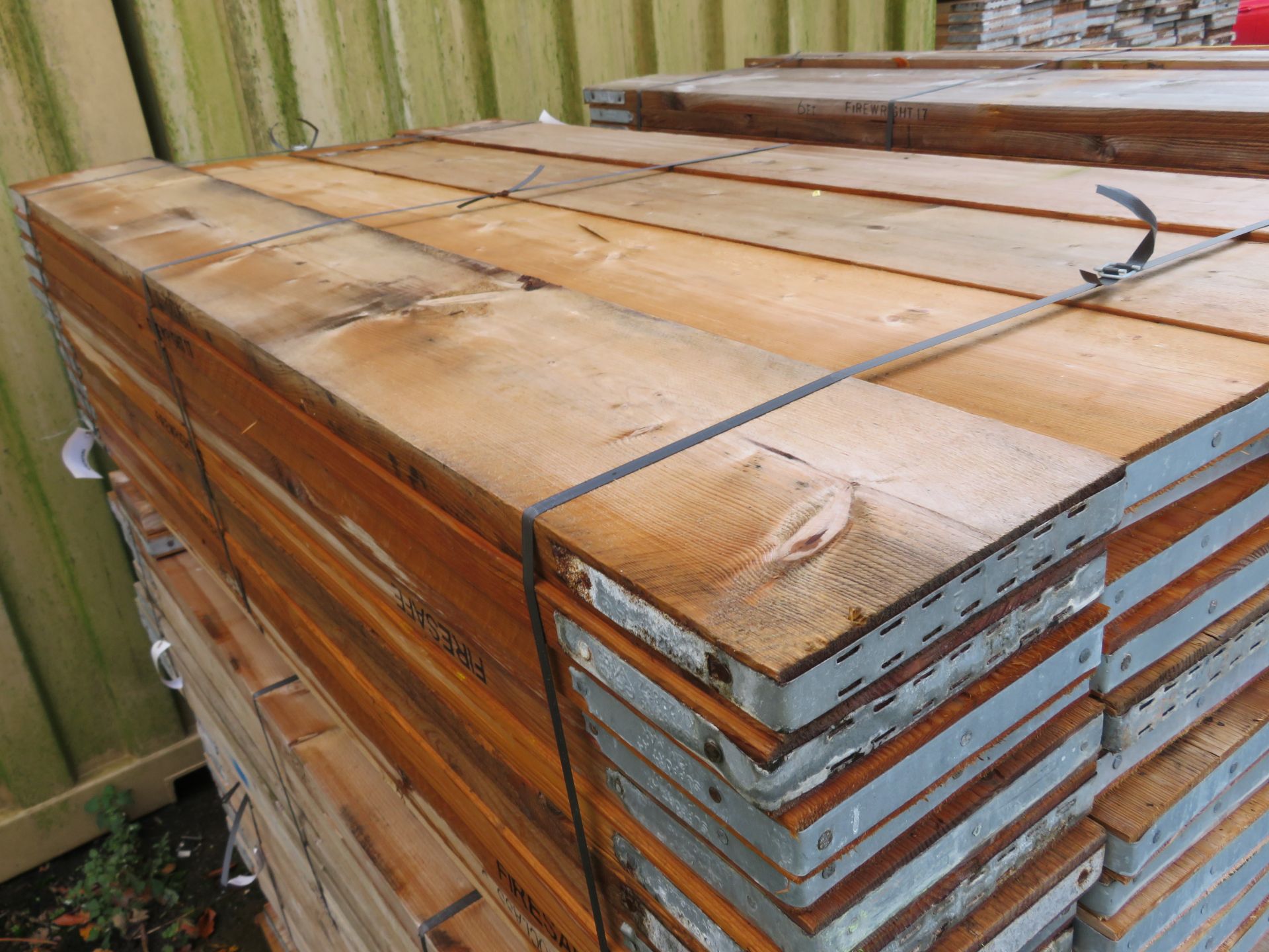 48x 6ft Wooden Scaffolding Boards. Please Note There Is A £10 Loading Charge On This Lot. - Image 4 of 4