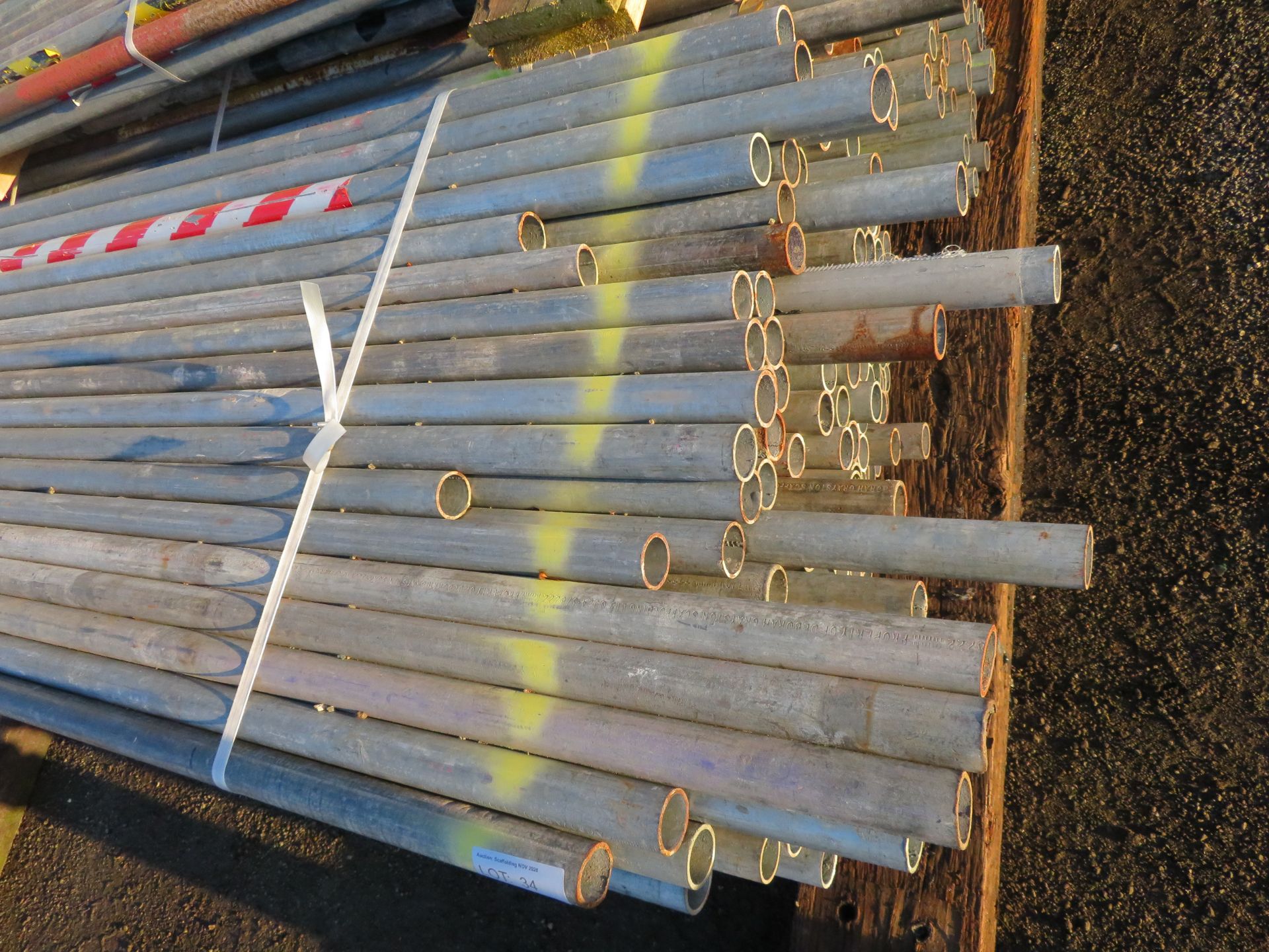 200x Various Length Galvanised Steel Scaffolding Poles. Lengths Range Between 8.5ft - 7ft. - Image 4 of 5