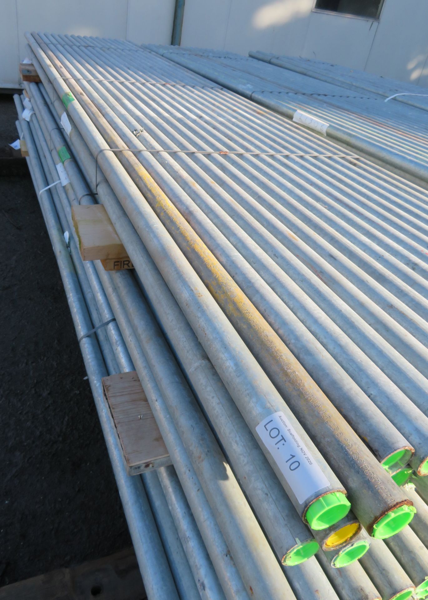 200x 13ft Galvanised Steel Scaffolding Poles 48mm Diameter x 4mm Thick. - Image 4 of 4