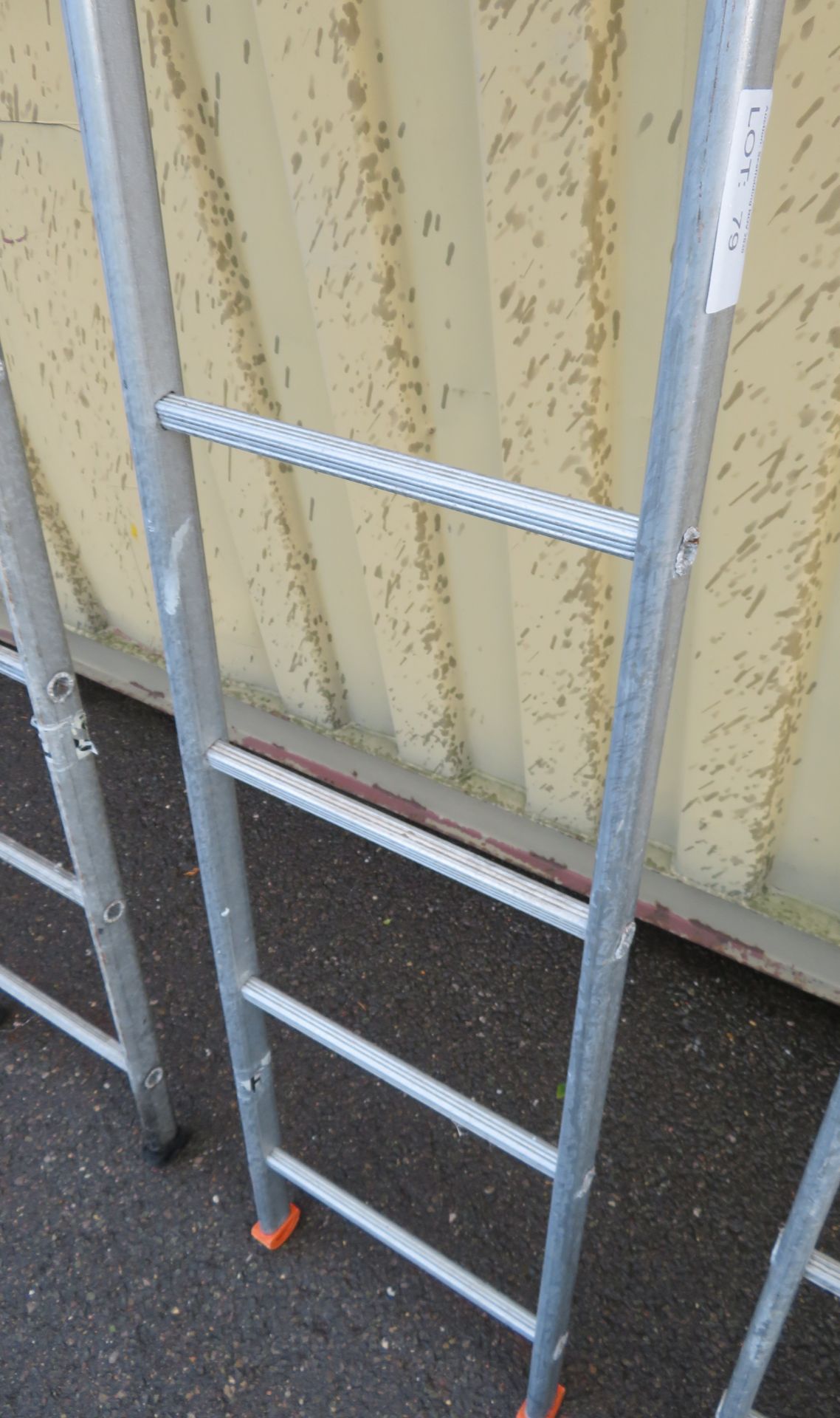 1x Aluminium 3m 10 Rung Scaffolding Ladder. - Image 3 of 3