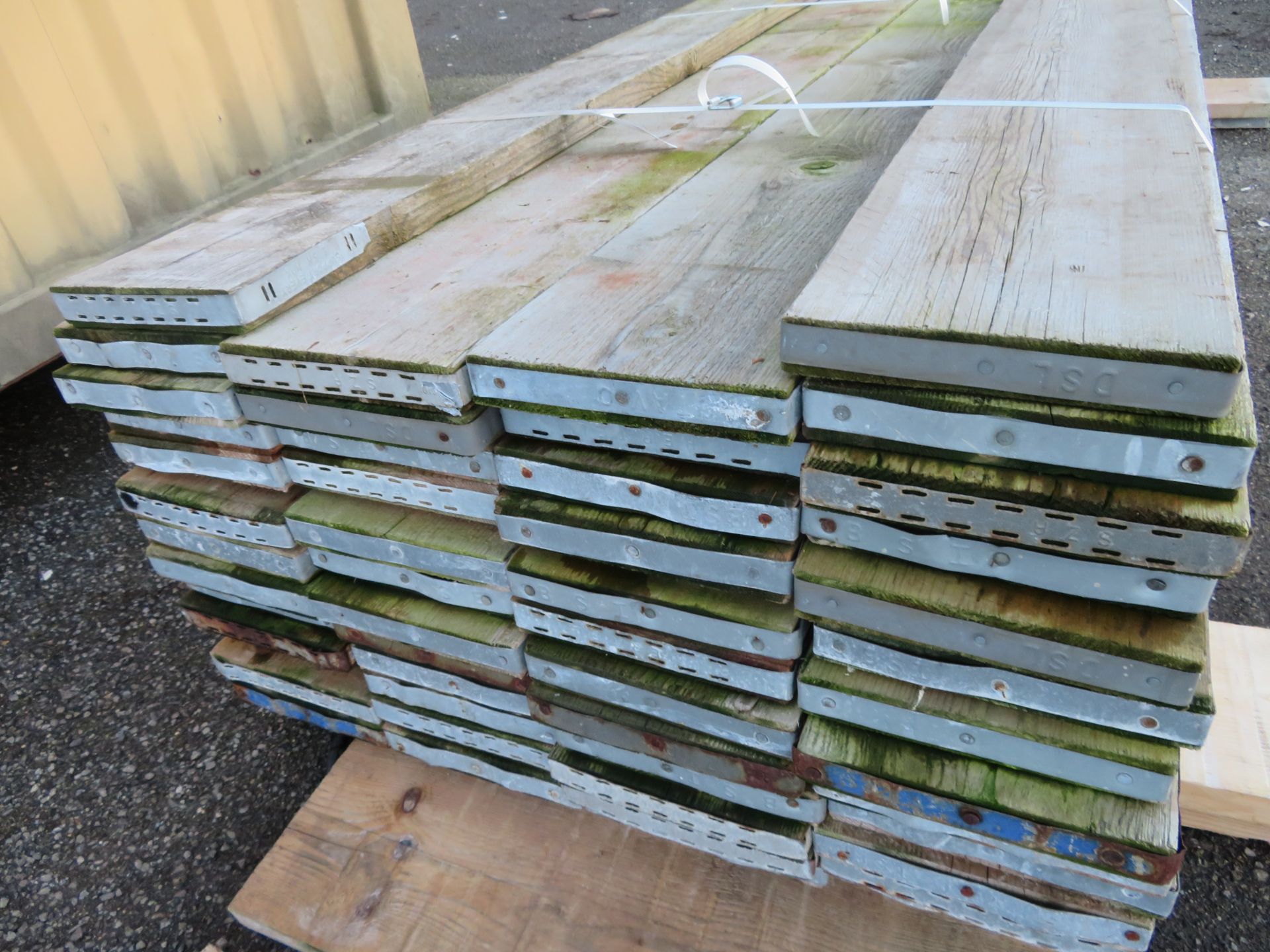 50x 6ft Wooden Scaffolding Board. - Image 3 of 4