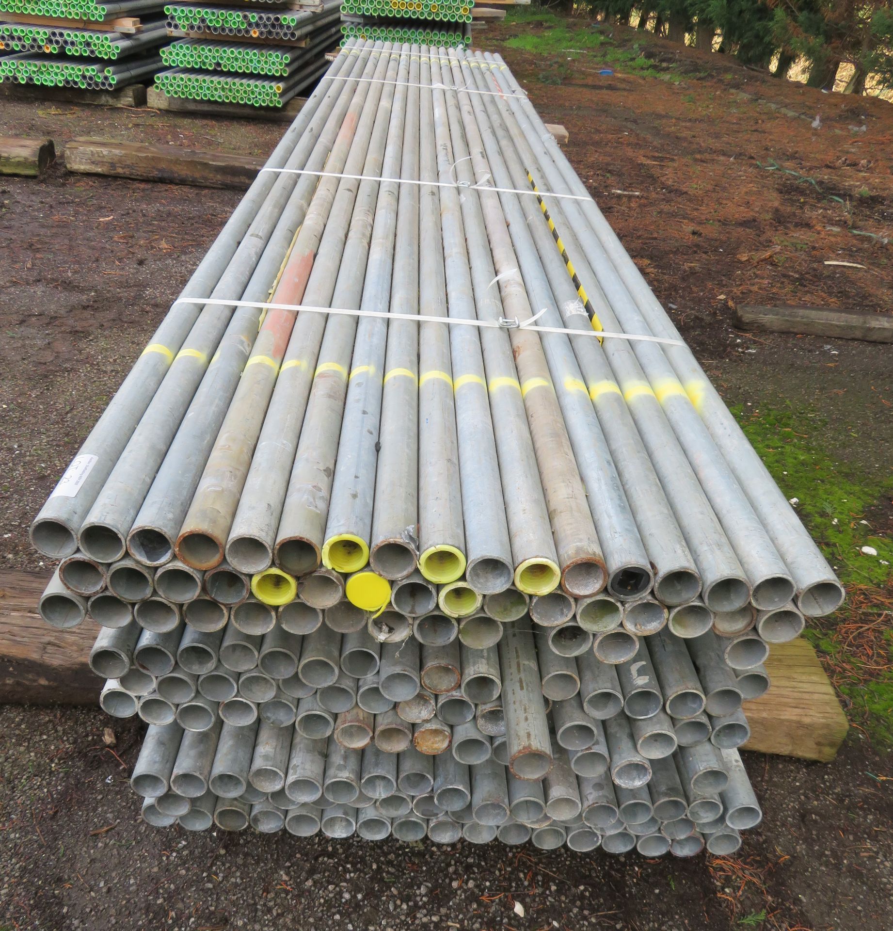 150x 16ft Galvanised Steel Scaffolding Poles 48mm Diameter x 4mm Thick. - Image 3 of 4