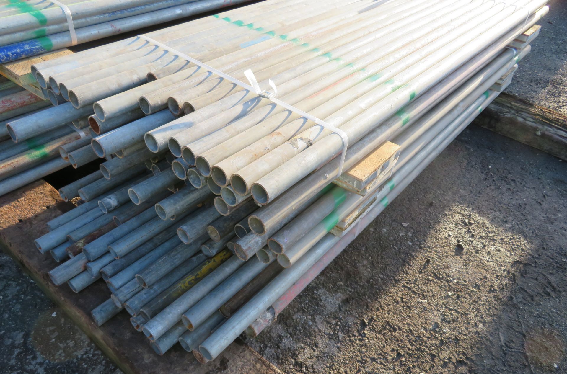150x Various Length Galvanised Steel Scaffolding Poles. Lengths Range Between 8.5ft - 7.5ft. - Image 6 of 6