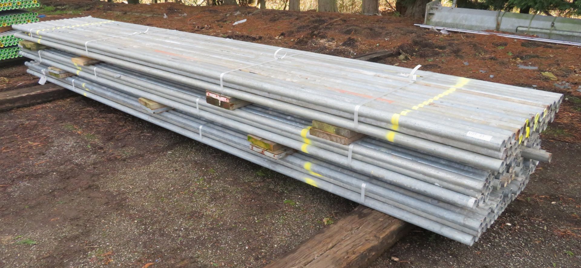 150x 16ft Galvanised Steel Scaffolding Poles 48mm Diameter x 4mm Thick. - Image 2 of 4