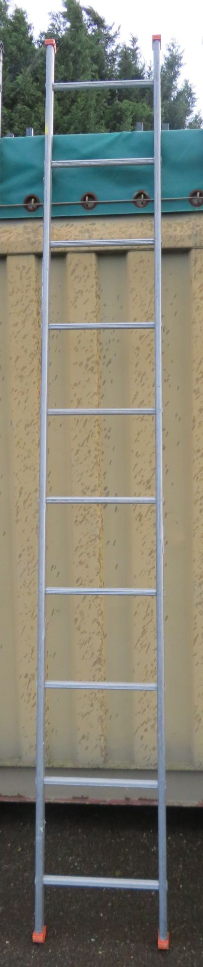 1x Aluminium 3m 10 Rung Scaffolding Ladder.