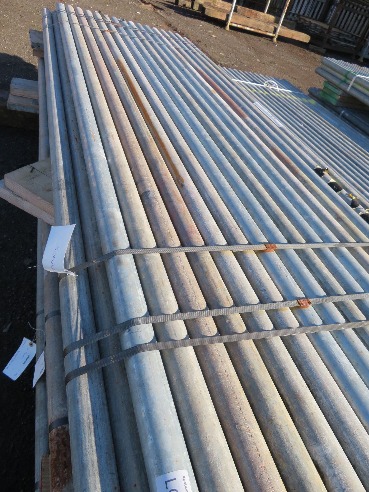 150x 8ft Galvanised Steel Scaffolding Poles 48mm Diameter x 4mm Thick. - Image 4 of 4