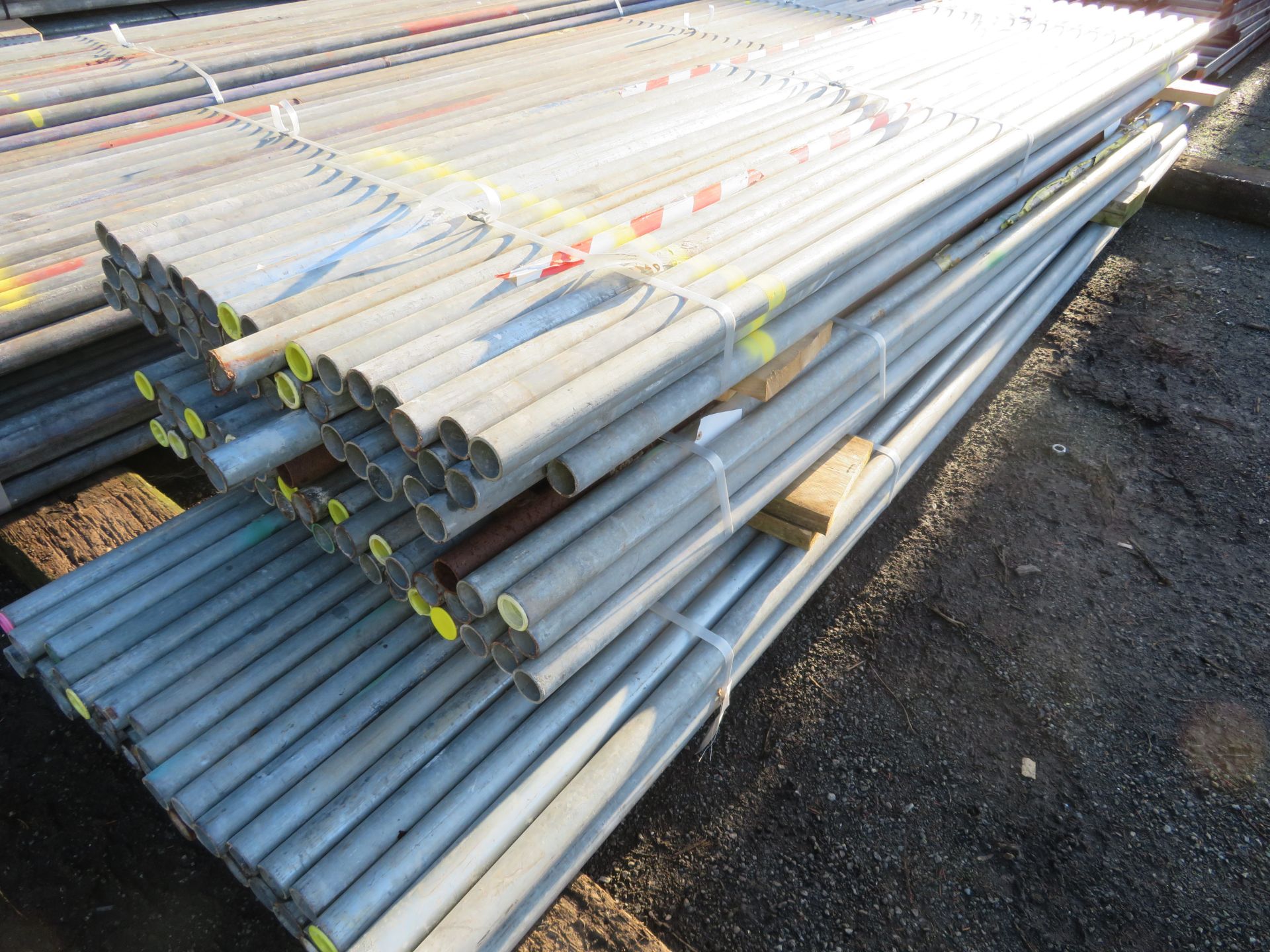 140x Various Length Galvanised Steel Scaffolding Poles. Lengths Range Between 13ft - 10ft. - Image 6 of 6