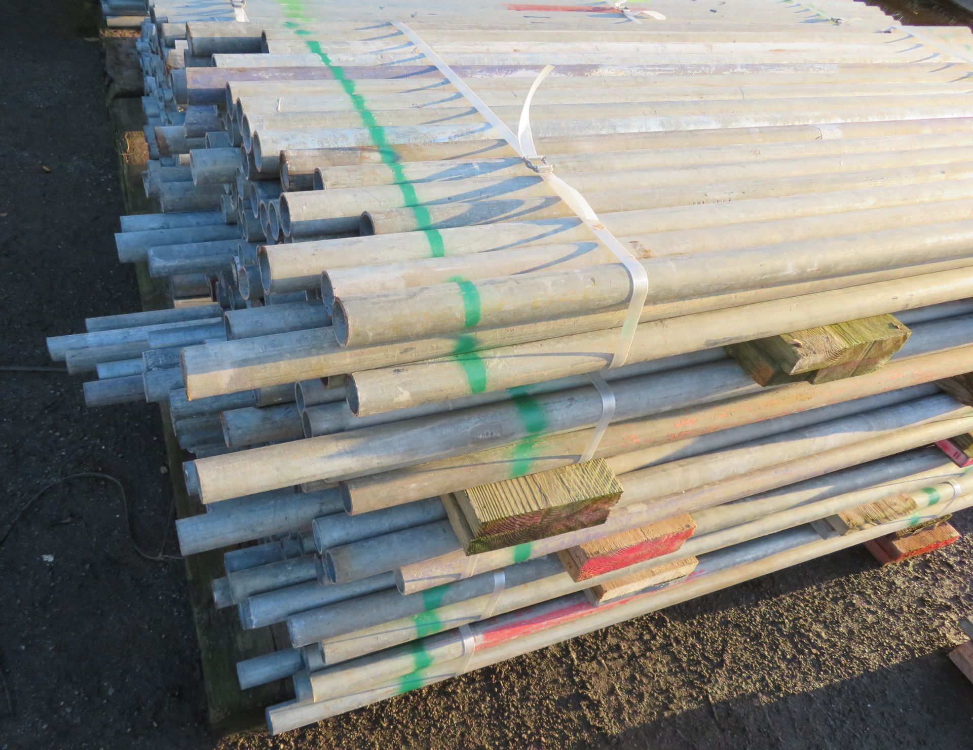 250x Various Length Galvanised Steel Scaffolding Poles. Lengths Range Between 7ft - 5.5ft. - Image 6 of 6