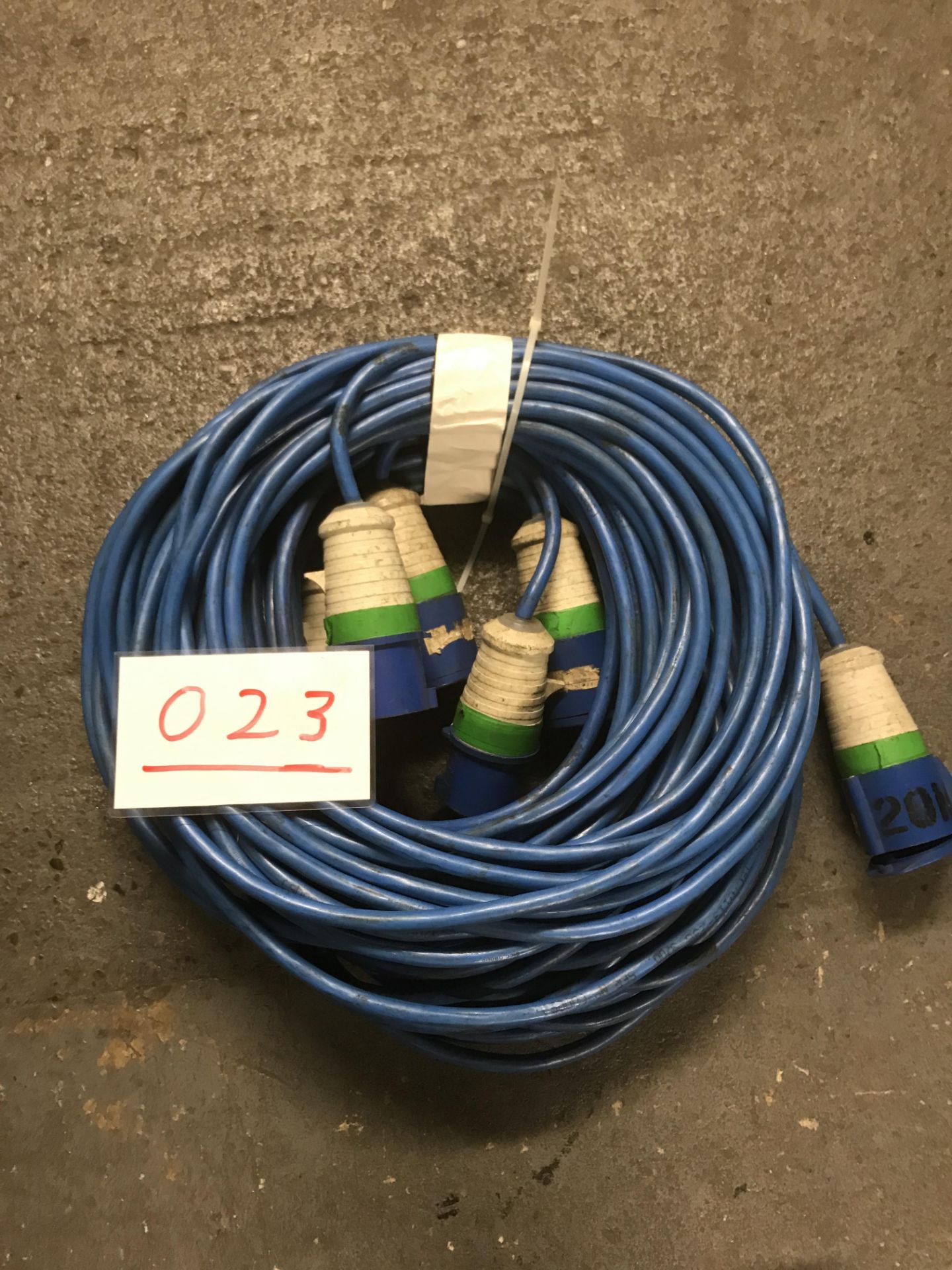 3x 20m arctic blue cable, 32a ends