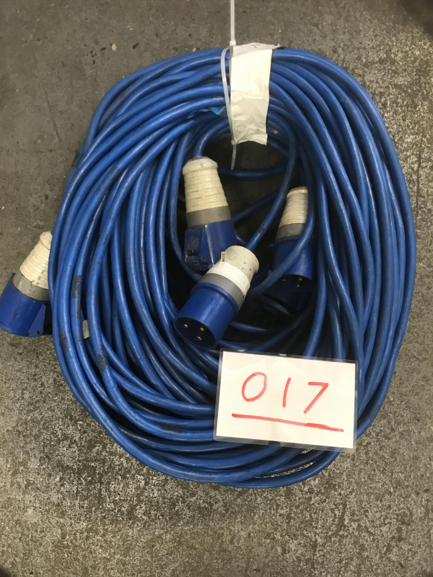3x 30m arctic blue cable, 32a ends