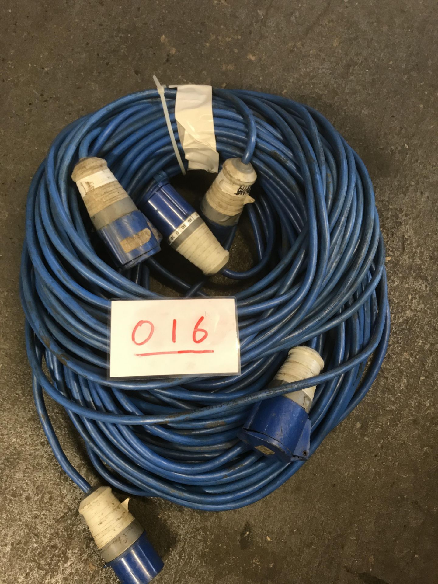 3x 30m arctic blue cable, 32a ends