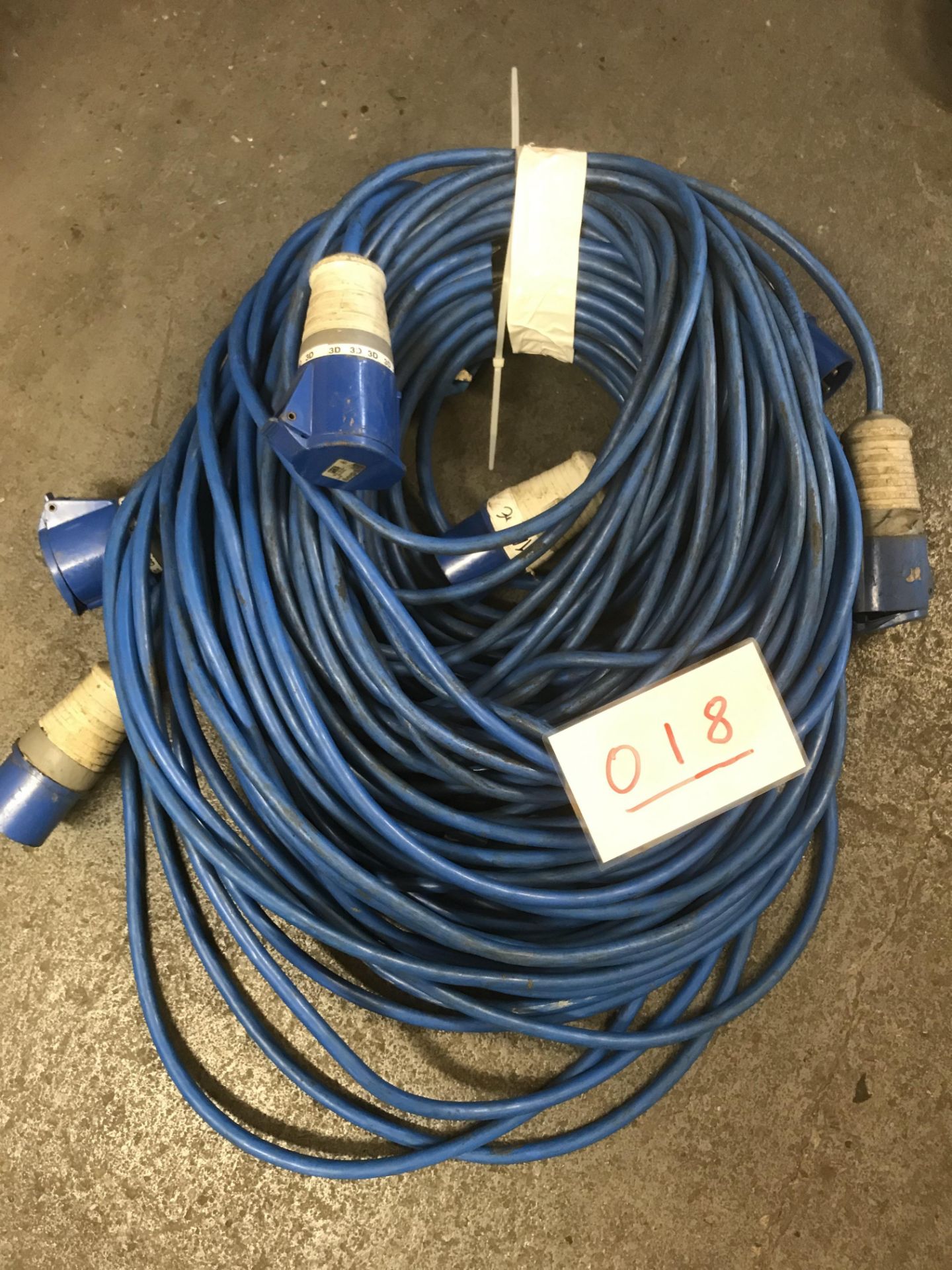 3x 30m arctic blue cable, 32a ends