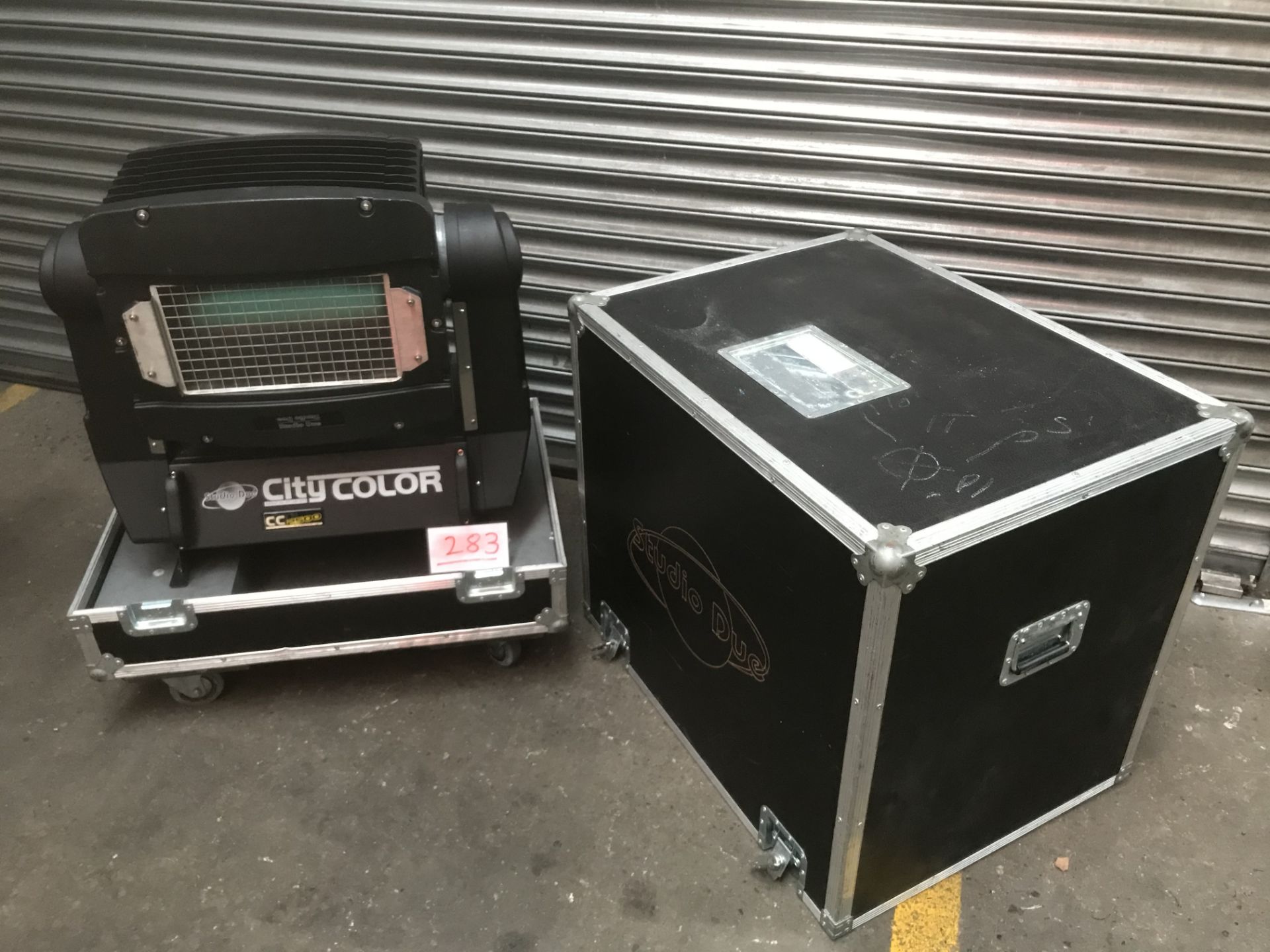 City Colour CC2500w with Studio Due Case