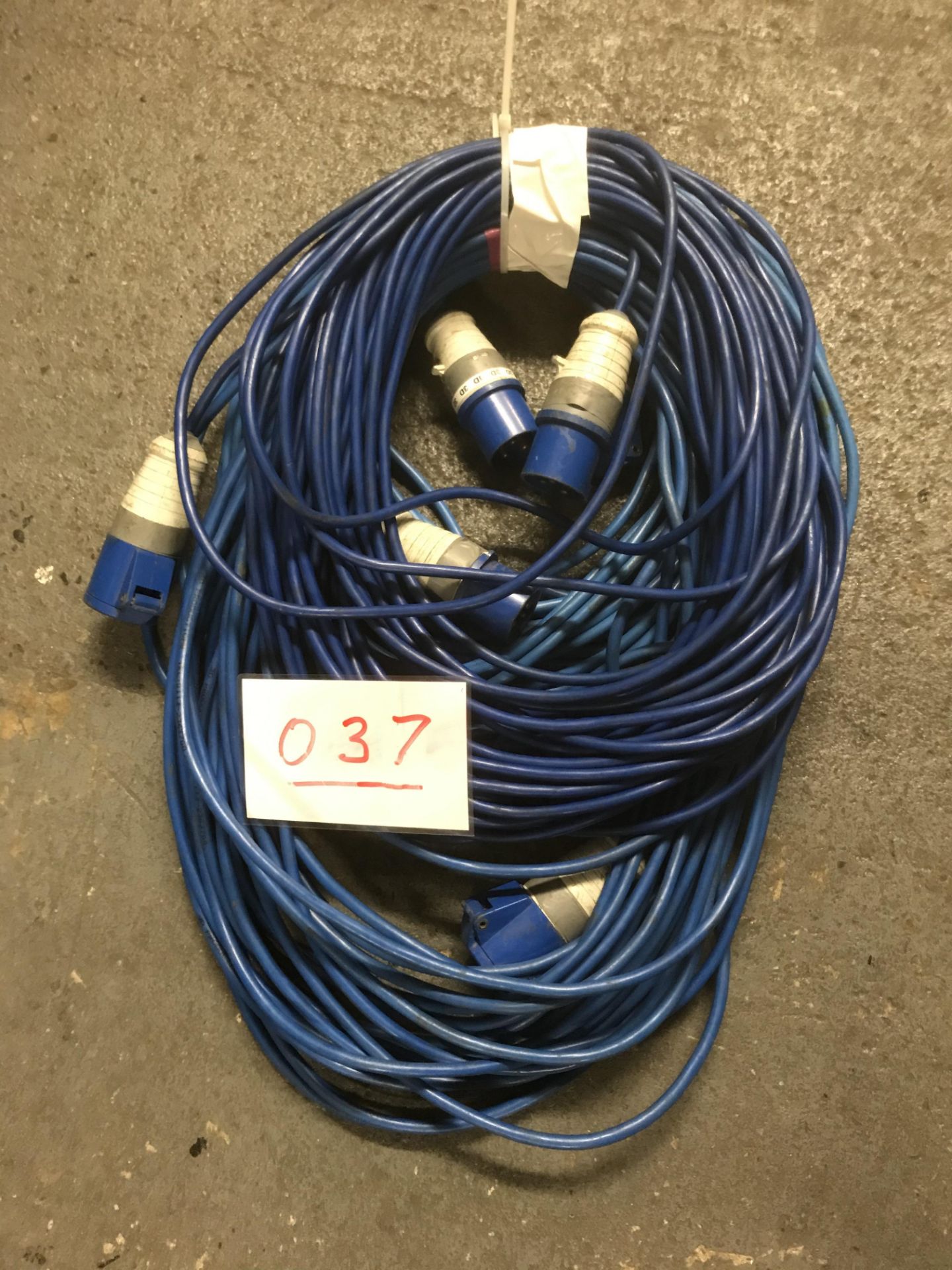 3x 30m arctic blue cable, 16a ends