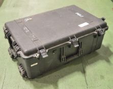 Peli Stormcase iM2950 - 740 x 490 x 310 with wheels