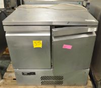 Double door under counter fridge unit - 870 x 735 x 840