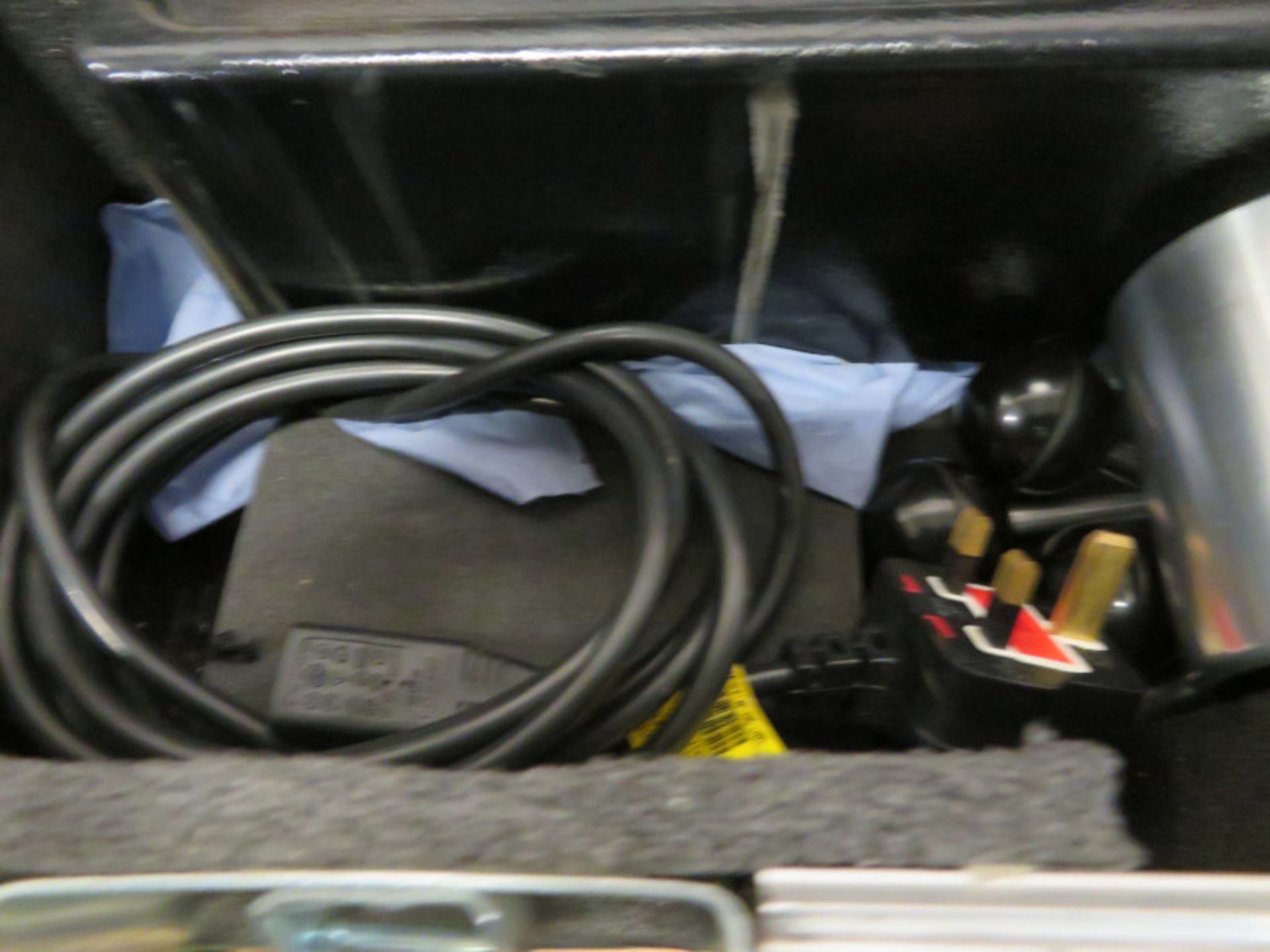 Druck DPI 312 Hydraulic Pressure Calibrator Unit In A Case - Image 4 of 4