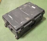 Peli Stormcase iM2950 - 740 x 490 x 310 with wheels