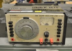 Farnell LFM4 Sine Square Oscillator 10Hz-1MHz (top of unit not fixed on)