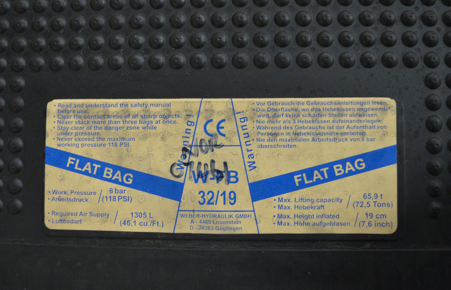 4x Lifting Air Bags - Various Sizes - Image 3 of 3