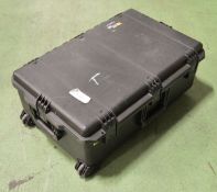 Peli Stormcase iM2950 - 740 x 490 x 310 with wheels