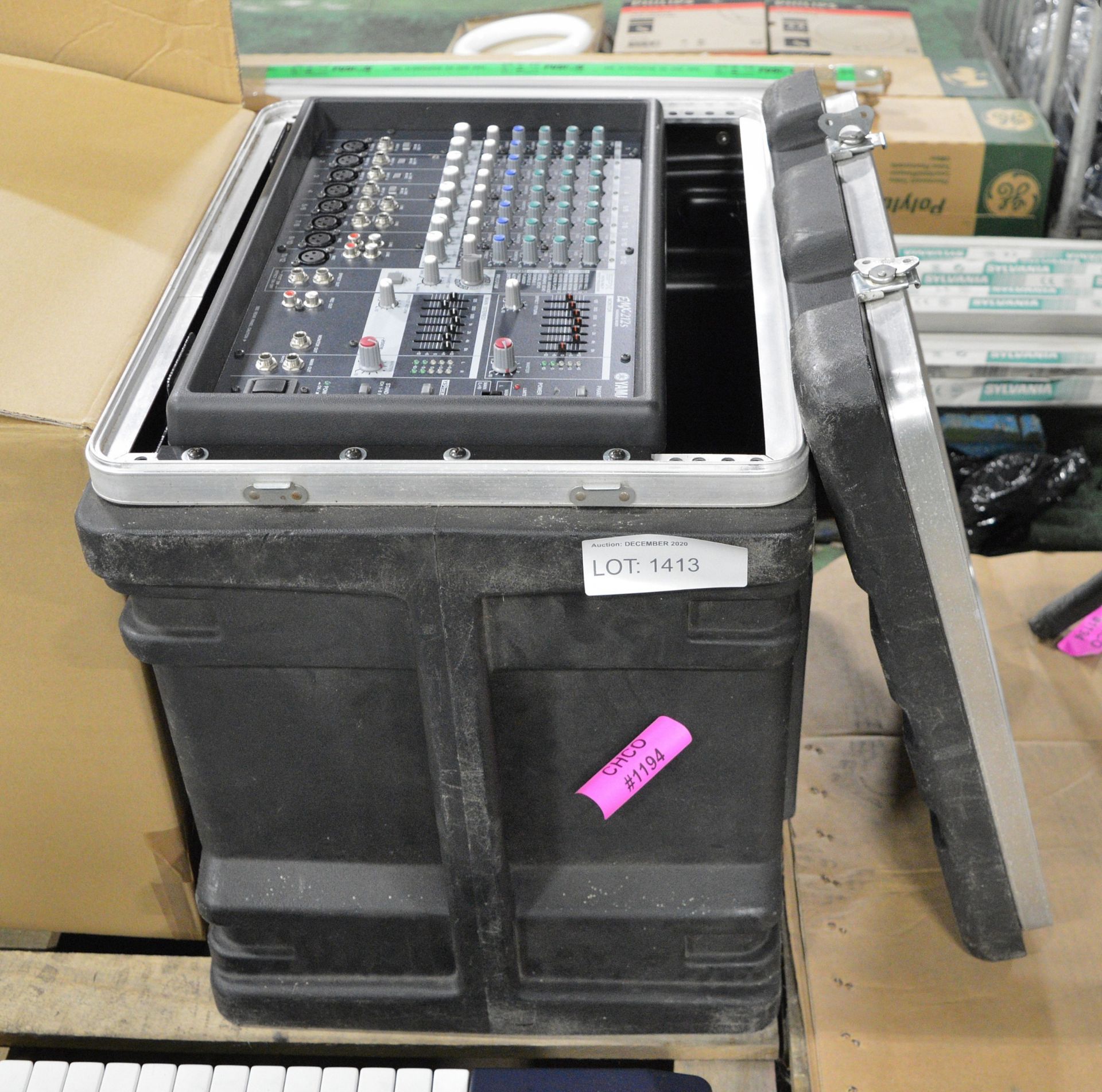 Yamaha EMX 212s Mixing panel in transit case - Image 3 of 3