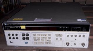 HP 3325A Synthesizer / Function Generator