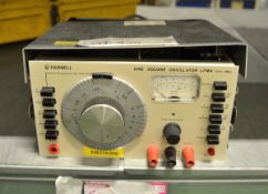 Farnell LFM4 Sine Square Oscillator 10Hz-1MHz (top of unit not fixed on)