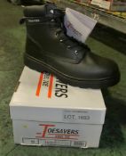Safety shoes - ToeSavers style 1900 - UK9