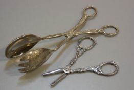 A pair of silver plated serving spoons and a pair of Danish white metal grape scissors (2), £10-20