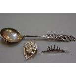 A flying duck and bull rush openwork sterling silver brooch, stamped 925, with maker's mark FB, a st