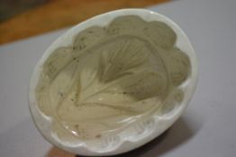 An Ironstone glazed thistle shaped mousse mould (h.10cm x 18cm), £20-40