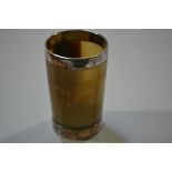 A 19thc horn white metal mounted beaker (h. 12cm d. 7.5cm) (168g)