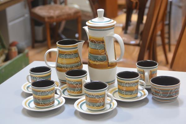 The Rye Pottery Monastery fifteen piece coffee set with stylised decoration in the 1970s taste (