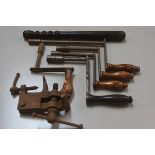 A collection of five various telescopic dining table handles (longest: 29cm. shortest: 15cm), a