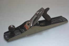 A substantial Stanley plane no. 6, complete with original box. 14cm by 45cm