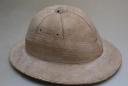 A Whiteaway Laidlaw & Co. Ltd., Calcutta, pith helmet, 67/8