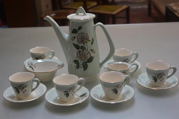 A Figgjo Flint of Norway 1950s/60s china coffee service of fifteen pieces complete with coffee