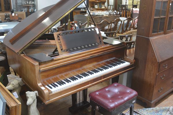 A John Broadwood & Son, London rosewood cased Edwardian baby grand piano with overstrung and