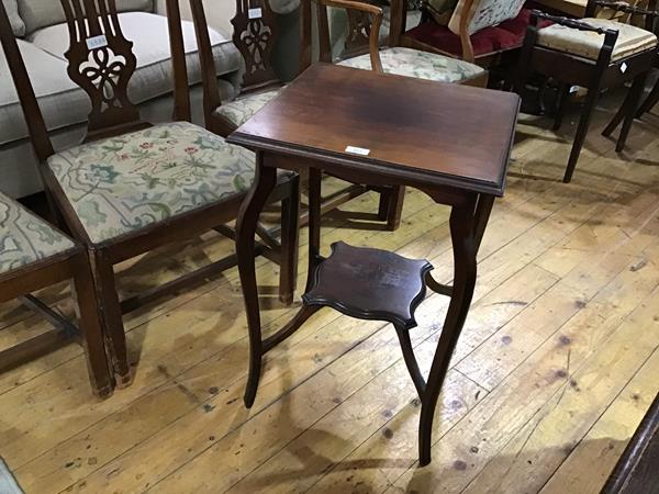 An Edwardian beech square top two tier occasional table (h.70cm x 47cm x 45cm)